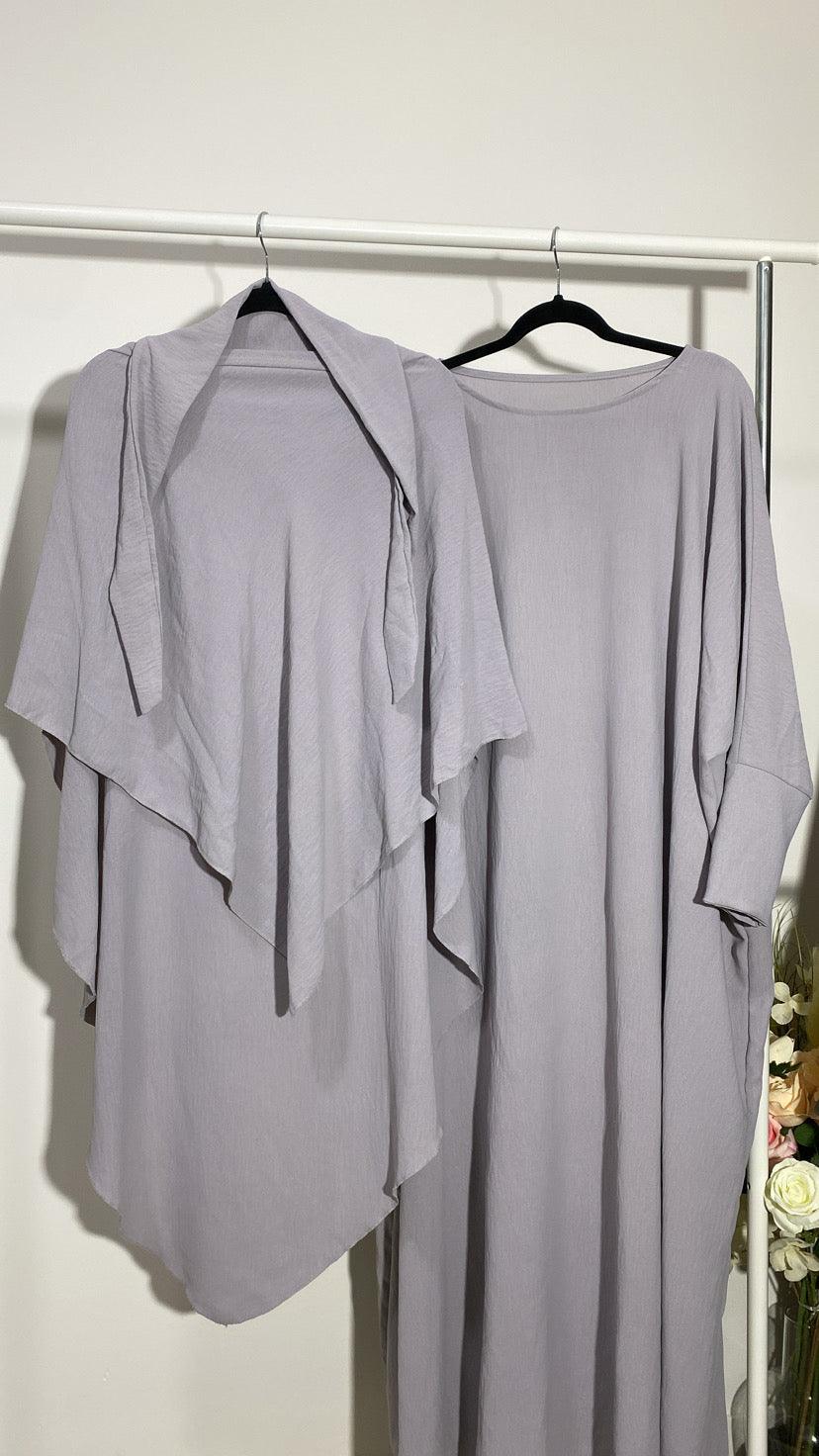 Ensemble Iffat Gris