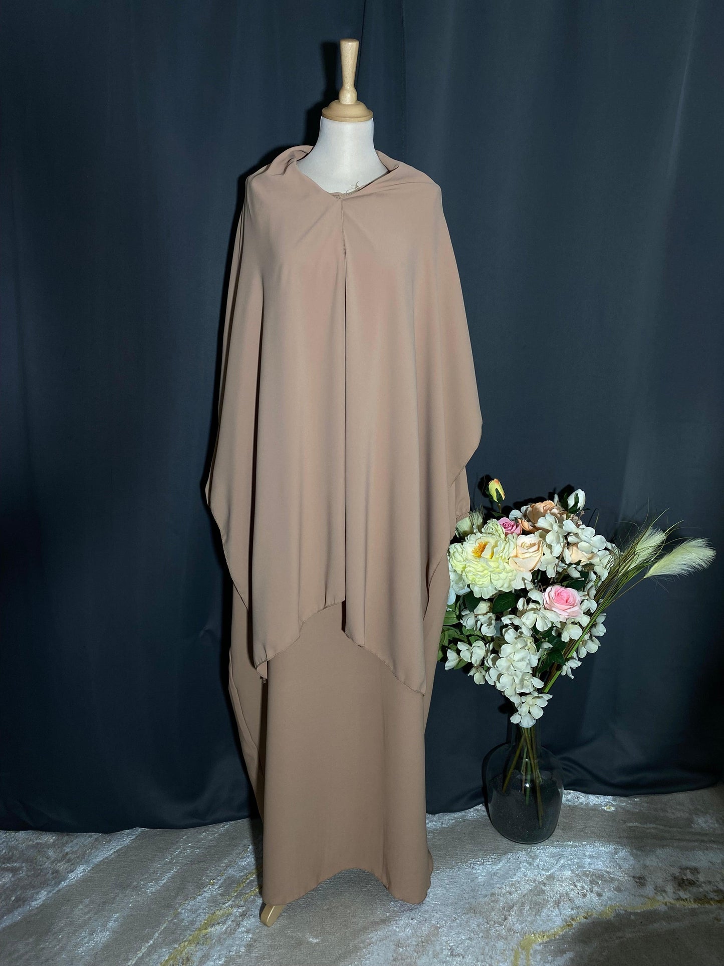 ABAYA RIHEB BEIGE FONCÉ - BAYT AL MUMIN