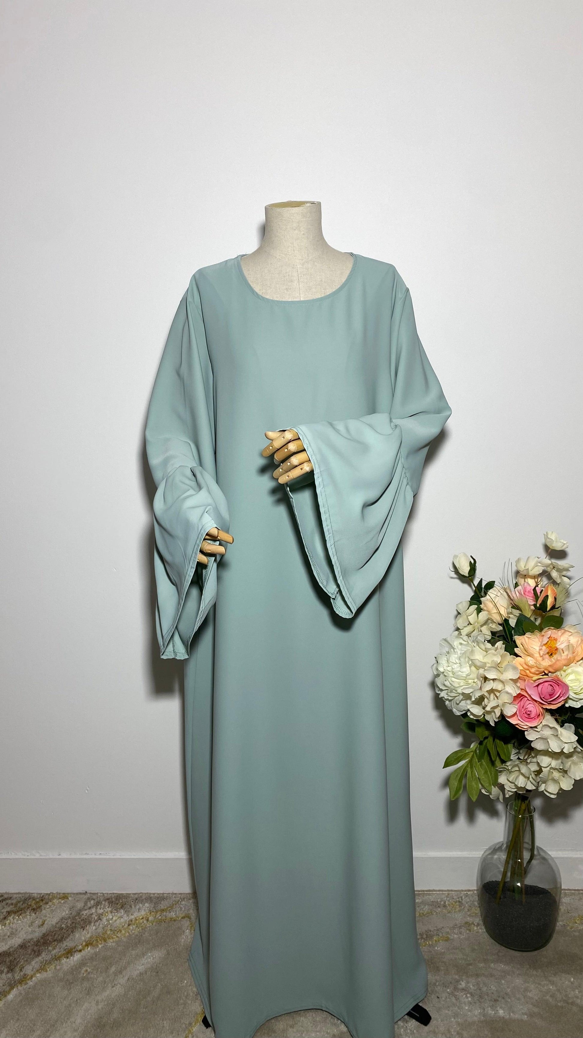 ABAYA SEYA BLEU PASTEL - BAYT AL MUMIN